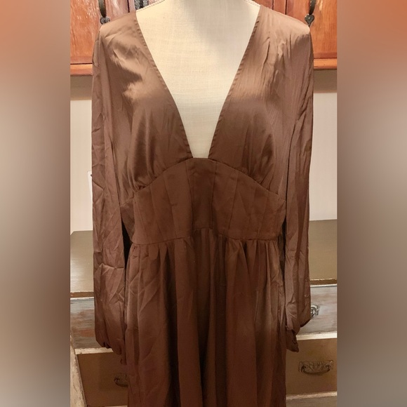 SHEIN Curve Dresses & Skirts - SHEIN NWOT Elegant Brown Long Sleeve Dress